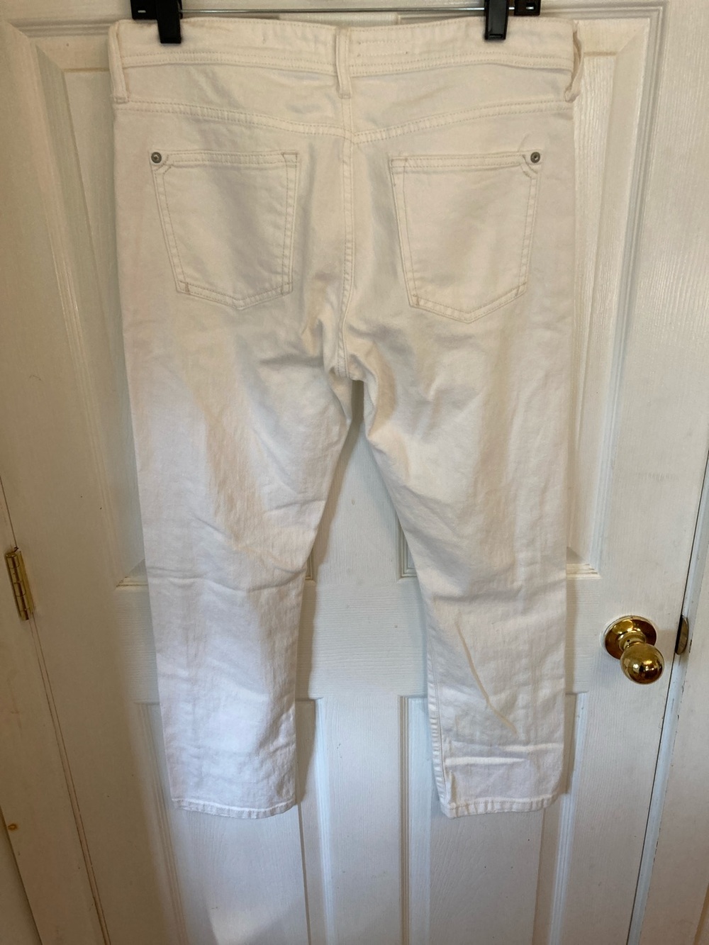 Pilcro Cream-Label Off  White Distressed Denim Jeans - Picture 8 of 15